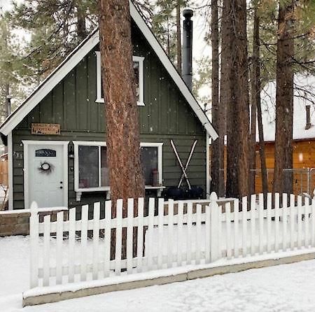 ביג באר סיטי Shady Pine Cottage - This Adorable Cabin Is The Perfect Getaway For Your Next Stop In The Mountains! מראה חיצוני תמונה