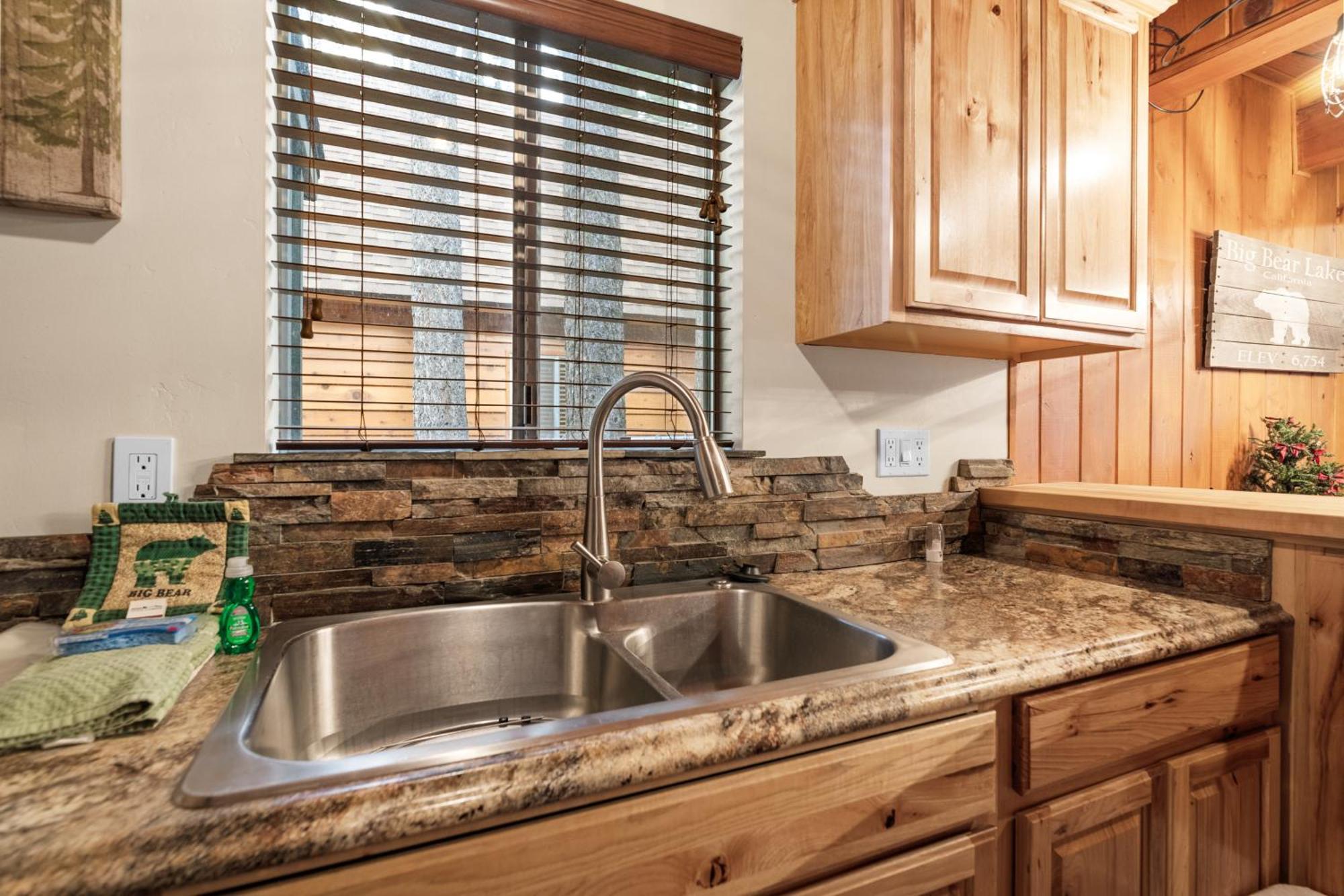 ביג באר סיטי Shady Pine Cottage - This Adorable Cabin Is The Perfect Getaway For Your Next Stop In The Mountains! מראה חיצוני תמונה