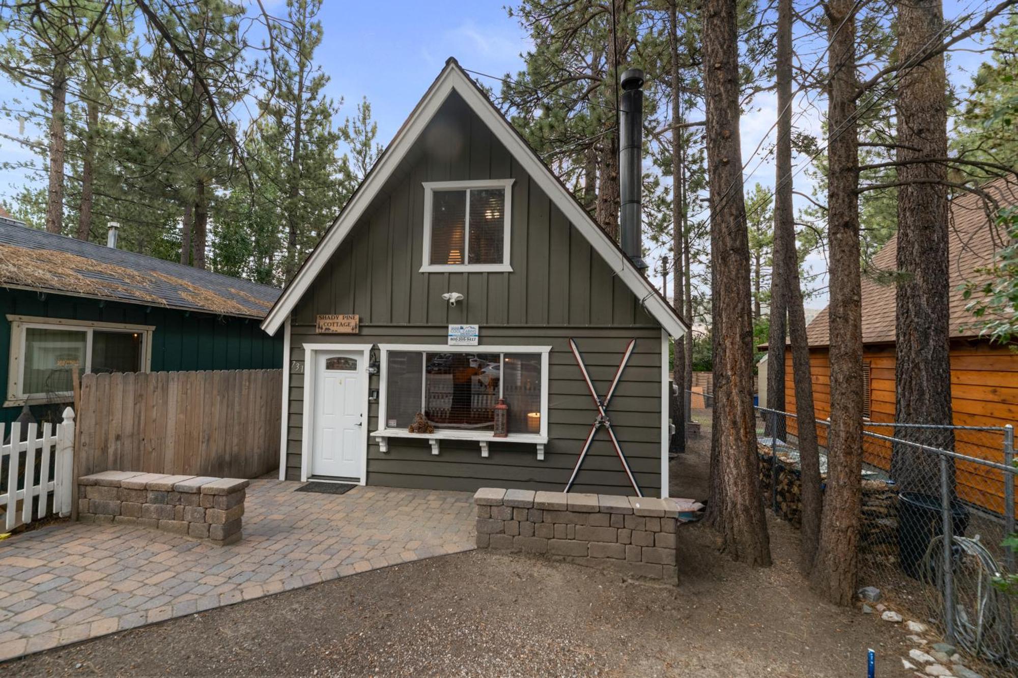 ביג באר סיטי Shady Pine Cottage - This Adorable Cabin Is The Perfect Getaway For Your Next Stop In The Mountains! מראה חיצוני תמונה